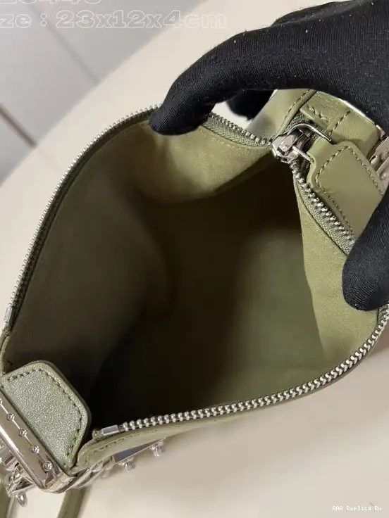 AAA Pruses Bags Trunk-23*12*4CM Slim Louis Vuitton 0611